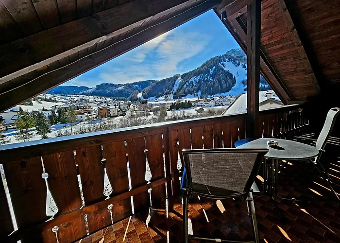 Albergo centrale: Mountain B&B - La Scalira